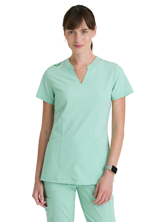 Women's Two Pocket Notch Sky Scrub Top - GSST298 - Soft Melon