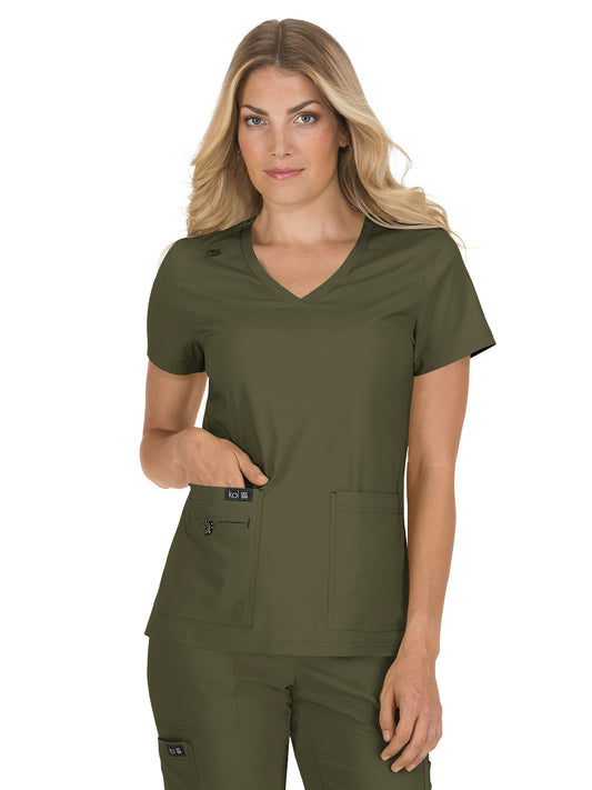 Women's Four-Pocket Stretch V-Neck Becca Top - 373 - Olive Green