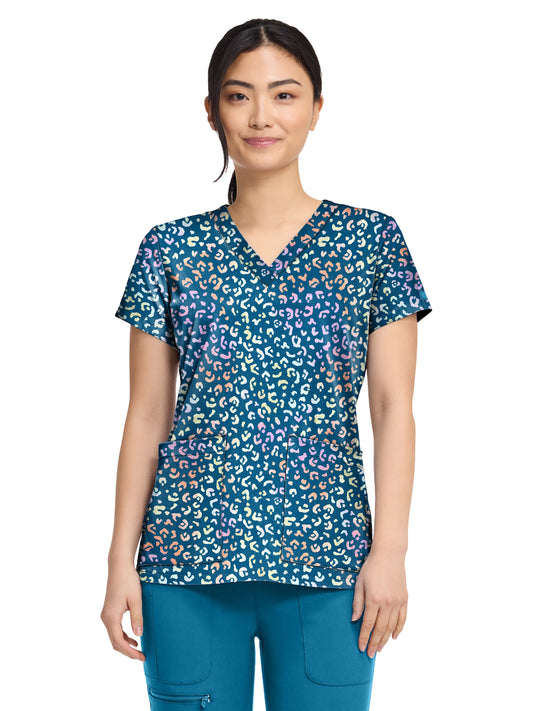 Women's 2-Pocket V-Neck Print Top - 8564 - Magical Cheetah