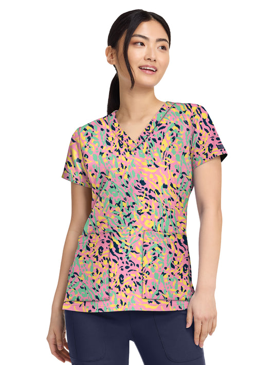 Women's 2-Pocket V-Neck Print Top - 8564 - Tutti Fruitti Tiger