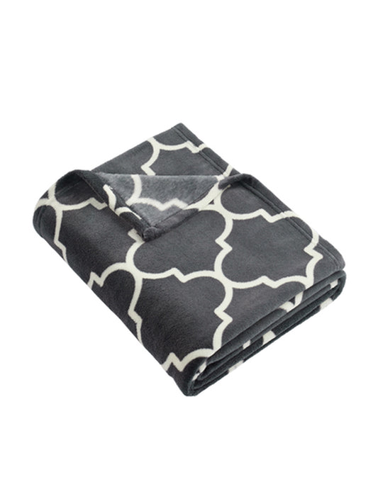 Ultra Plush Blanket - BP31 - Graphite/ Quatrefoil