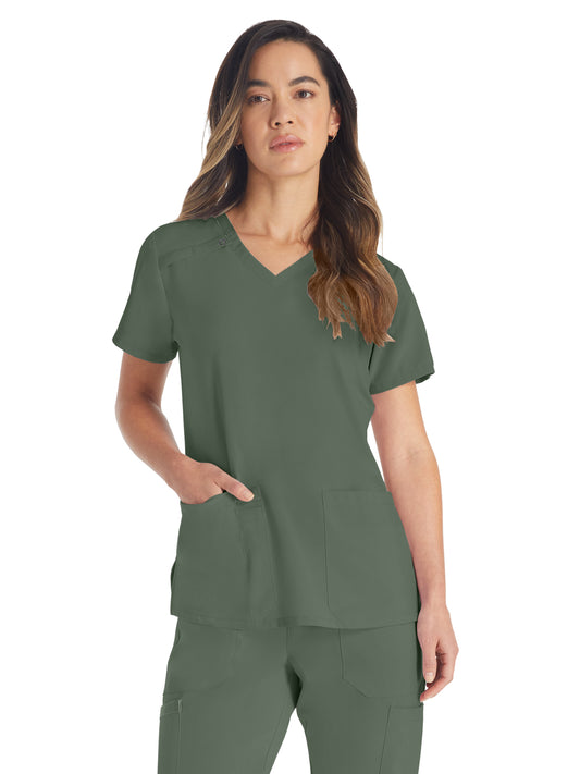 Women's 2-Pocket Contemporary V-Neck Top - DK615 - Olive
